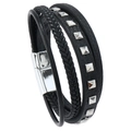 Dettaglio del bracciale in pelle multistrato con borchie in metallo argento e chiusura magnetica - Bracciale in Pelle / Nero