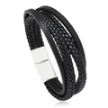 Detail eines mehrlagig geflochtenen Lederarmbands für Herren mit Magnetverschluss - Schwarz (Silberschnalle)