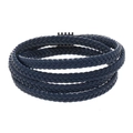 Detalle de la pulsera trenzada de cuero azul marino de tres capas con cierre magnético negro - Azul Oscuro