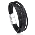 Dettaglio di bracciale multistrato in pelle intrecciata da uomo con chiusura magnetica - Nero