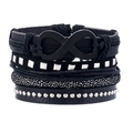 Mehrlagiges Herren-Lederarmband in Schwarz mit Unendlichkeitssymbol und Nieten - Unendlichkeitssymbol Nieten Mehrlagen-Stil / Schwarz