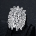 Anillo de hombre diseño jefe indio americano en tono plateado con cristales blancos - US 7 / Color Acero