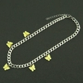 Collana a catena cubana in acciaio argento con cinque ciondoli a farfalla gialla vivace - Argento (Farfalla Gialla)