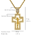 Vista dettagliata del ciondolo a croce di Gesù con misure e strass austriaci incastonati - Oro Medio Ciondolo Solo (Senza Catena)