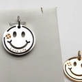 Collana con ciondolo a faccina sorridente in argento e oro rosa con incisione Love Life - Color Acciaio