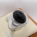 Bague chevalière rétro en acier inoxydable avec agate noire ovale et fini argenté - Acier Pierre Noire