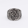 Anillo masónico vintage de acero inoxidable con logo compás G y grabado ornamental - US 7 / Color Acero