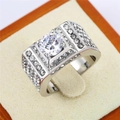 Anello nuziale da uomo largo in argento con grande zircone rotondo e pavé di pietre - US 7 / Stile 3 Argento