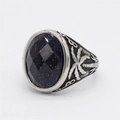 Bague rétro en acier titane avec grès bleu ovale et motifs de palmiers gravés - US 7 / Grès violet