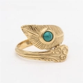 Anillo vintage para hombre con pluma dorada, turquesa y patrones de nubes grabados - US 7 / Dorado