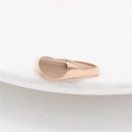 Anello a sigillo minimalista a forma di cuore da donna con finitura oro rosa lucido - US 6 / Oro rosa