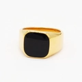 Anillo de sello dorado para hombre con una piedra de ónice negro cuadrado pulido - US 7 / Oro con aceite negro