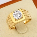 Bague de mariage dorée pour homme avec zircon rond et design d'anneau texturé - Taille 7 / Style 03 (R0758) / Or