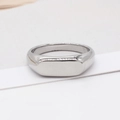 Minimalist silver titanium steel signet ring with flat rectangular surface in bright finish - US 6 / Steel