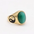 Vintage gold ring with oval green gemstone and black white Tai Chi Yin Yang symbol - US 7 / Gold Tone Green Cat's Eye Stone