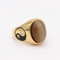 Gold vintage ring with oval cat eye stone and Yin Yang motif engraving - Gold Coffee Stone