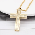 Collar cruz de hombre en acero de titanio con diseño diagonal plateado y circonita - Colgante Dorado Solo (Sin Cadena)