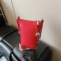 Sac seau en cuir rouge avec bandoulière chaîne argentée et breloque tête de mort - Rouge avec Pendentif