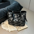 Grote shopper tas met grijs abstract patroon en zwarte lederen handvatten - Stijl 1 Zwart (Donkere Koeprint)