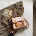 Rucksack aus braun-weißem Kunstleder mit Elch-Blumenmuster und goldenen Metallschnallen - Braun Ohne Anhänger