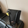 Sac seau tissé noir avec bandoulière et pendentif en forme de cœur jaune tendance - Noir