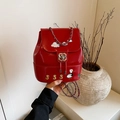 Roter Lederrucksack mit Wolken- und Entenstickerei und floralem Metallverschluss - Ohne Anhänger / Rot