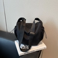 Sac bandoulière en nylon noir forme croissant avec cordon et sangle réglable - Noir
