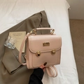 Zaino vintage rosa carne in pelle con fibbie dorate e spallacci regolabili - Rosa Senza Pendente