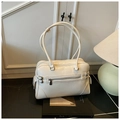 Borsa Boston vintage bianca in pelle PU premium con dettagli metallici argentati - Bianco
