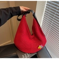 Bolso hobo rojo de ganchillo con bordado floral y correa de cuero ajustable - Burdeos