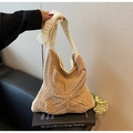 Bolso tote de ganchillo hecho a mano con patrones calados en beige y blanco crema - Caqui