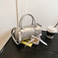 Sac cylindre argenté métallisé avec breloque en cœur et nœud en soie blanche chic - Argent (Avec Pendentif Nœud)