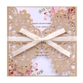 Carte d'invitation de mariage découpée au laser avec ruban et insert floral - Or Champagne
