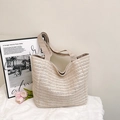 Sac fourre-tout chic en paille tressée beige avec larges anses pour un look d'été - Blanc Cassé