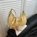 Sac hobo croissant jaune chic avec texture tissée et bandoulière réglable - Jaune
