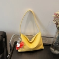 Sac cabas jaune vif grainé litchi avec un adorable pendentif éléphant décoratif - Jaune avec Pendentif