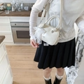 Mini sac bandoulière blanc avec texte GIRLS embossé et détail de nœud en dentelle - Blanc avec pendentif