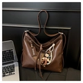 Grand sac fourre-tout marron avec charm perle et style minimaliste pour ordinateur portable - Avec Pendentif / café