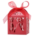 Detail of red laser-cut wedding favor box with ribbon and bride and groom silhouette - Pearlescent Red / 5*5cm