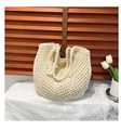 Borsa tote in paglia intrecciata bianco crema con nappe decorative e texture traforata - Bianco