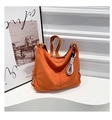 Sac bandoulière en nylon orange chic avec sangle réglable et étiquette décorative - Orange avec Pendentif Lettre / Orange