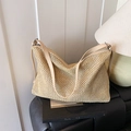 Sac fourre-tout rétro en paille tressée avec anses en similicuir beige et décor épuré - Kaki