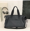 Détails du sac de voyage gris foncé avec sangles robustes et poche de rangement avant - gris foncé