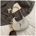 Retro silver crescent shoulder bag with lychee pattern leather and metal buckle detail - Silver (With Pendant)