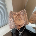 Pink quilted bucket bag with silver star rhinestone and elegant metal chain strap - Pink