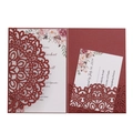 Set inviti matrimonio bordeaux tagliati al laser con inserti floreali e RSVP - Set Completo (Copertina+Interno+RSVP+Busta) / Rosso scuro