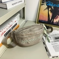 Fashionable khaki camouflage chest bag with adjustable strap and embroidery detailing - Green (with Pendant)