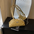 Sac sous le bras en cuir jaune moutarde à motif crocodile et doubles bretelles - Marron