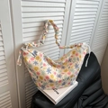 Sac bandoulière en tissu Oxford fleuri avec bandoulière à volants et nœud en dentelle - HEMU-107 / Fleur Bleue