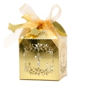 Scatola di caramelle dorata traforata con croce tagliata al laser e nastro in organza fine - 5*5*8CM / Oro Riflettente